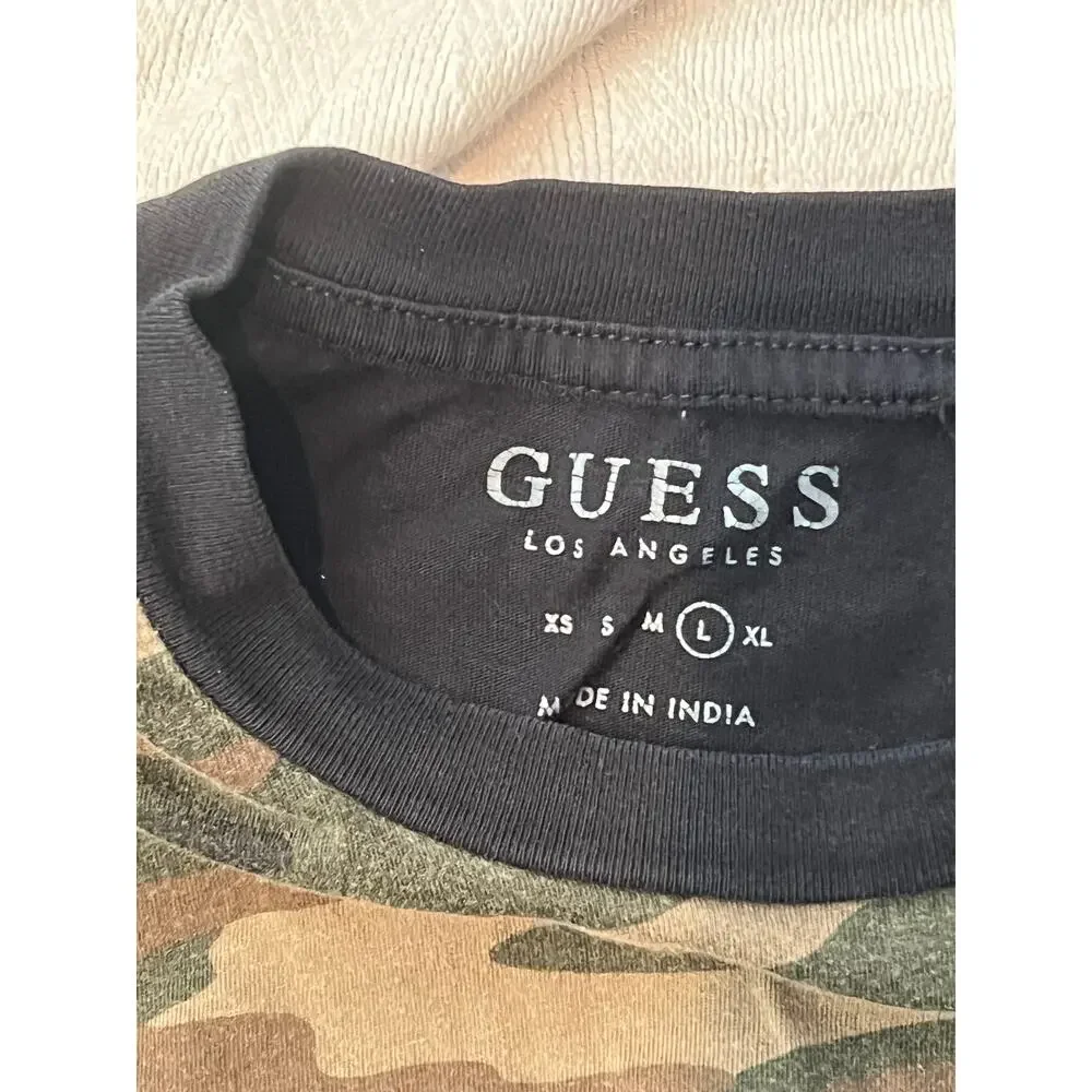 Guess Black Camo T-Shirt, Men's Large - Picture 3 of 3
